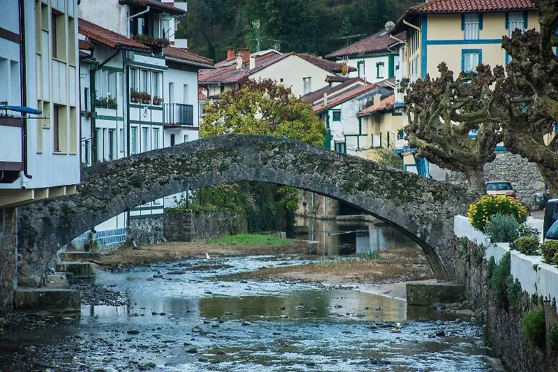 Casa Rural Arboliz Ibarrangelu