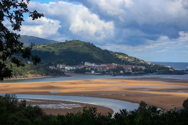Casa Rural Arboliz Ibarrangelu
